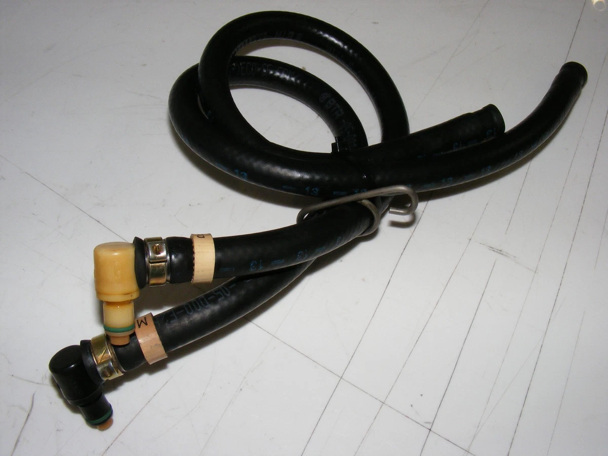 DUCATI 916 OEM FUEL PUMP TO THROTTLE BODY QUICK RELEASE HOSES 748 996 998