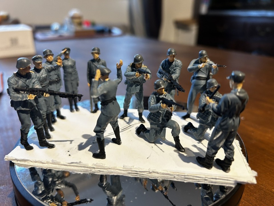 1/35 SCALE GERMAN WW2 RESIN FIGURES, Great Details, 12 Soldiers ...