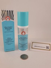 Suero iluminador First Aid Beauty 10 % vitamina C 1,7 fl oz tamaño completo NUEVO EN CAJA