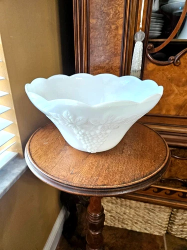 Vtg Anchor Hocking Large 12" Milk Glass Punch/Fruit Bowl with Embossed Grapes.