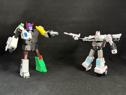 Autobot X / Autobot Spike *Autobot X Figure ONLY - Picture 19 of 25