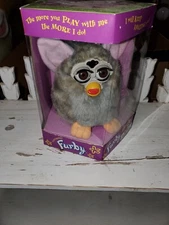 VINTAGE 1998 ELECTRONIC FURBY TALKING ELECTRONIC TOY Gray stripe brown FIRST...