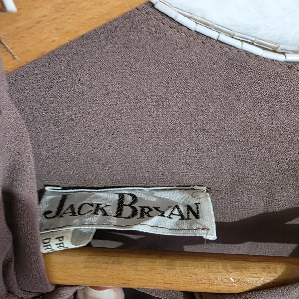 Maxi Vestido Vintage Marrón Jack Bryan Plisado Talla 16 - Elegante Estilo Retro Foto 2 de 4