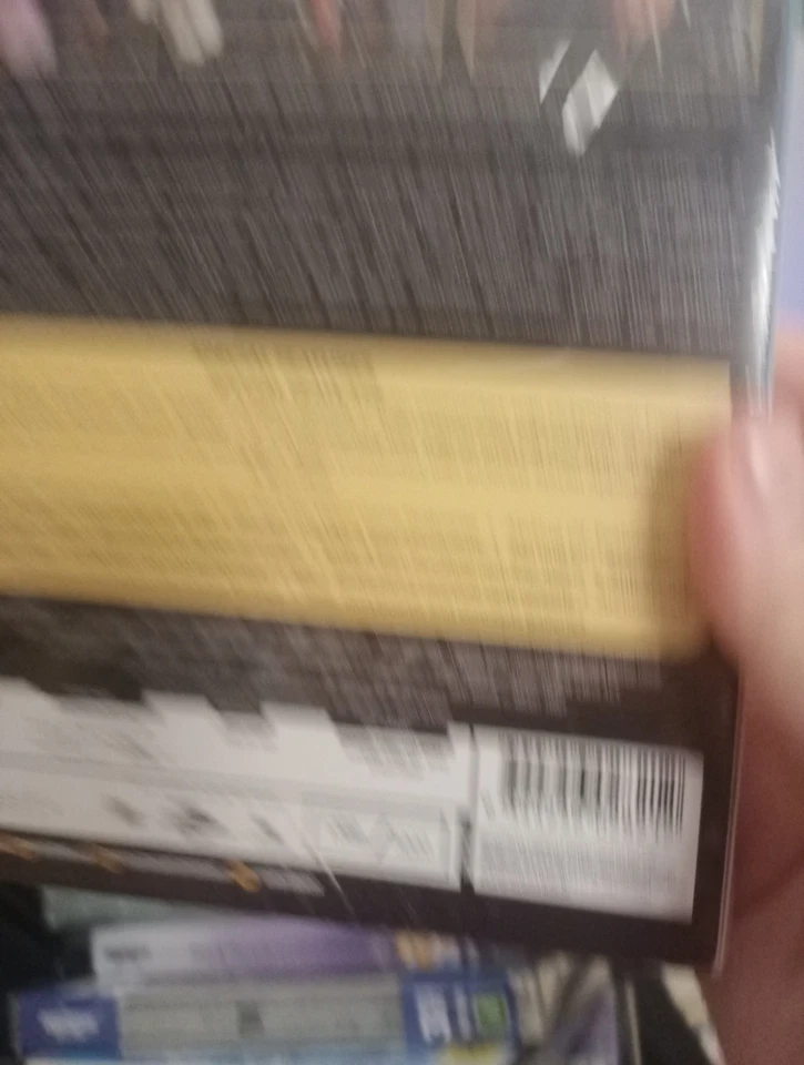 Super Mario Bros 1993 4K Blu-ray  Limited Edition Slipcover Numbered 1369/3000 - Image 2 of 3