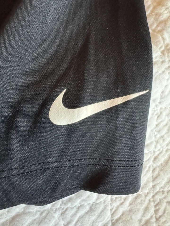 North Carolina Tarheels black nike dri fit polo size small - Image 3 of 4