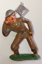 BARCLAY1930s-40s Dimestore Lead Toy Soldier B132 RADIO OPERATOR