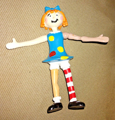 VINTAGE 1994 MOLLY CODDLE BUMP N THE NIGHT POSEABLE DOLL GREEN GRASS PROD 5.5''