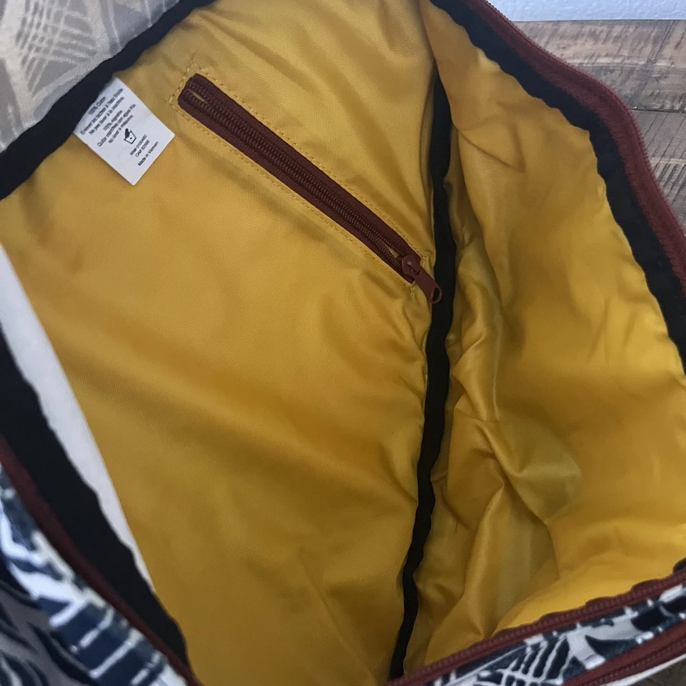 Bolso Bandolera Kavu Cuerda Azul Marfil Original Grande Usado en Excelente Condición Unisex Senderismo Camping Viaje Foto 3 de 4