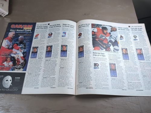 The Hockey News January 31, 2003 - Detroit Red Wings Brett Hull - Picture 4 of 5