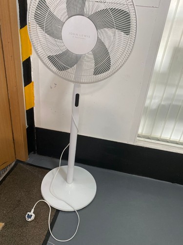 John Lewis 2-in-1 Fan, 16 inch, White desk and pedestal with remote - Picture 3 of 7
