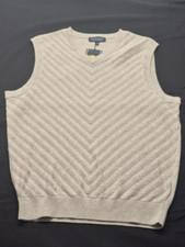 Roundtree  Yorke men's ceam v-neck sweater vest sz M