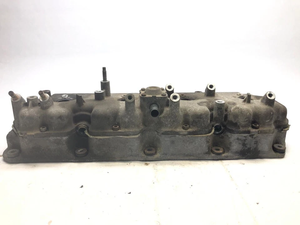 01 - 05 Chevy Silverado 2500 3500 6.6L Diesel Valve Cover Set LH/RH Upper/Lower - Image 4 of 4