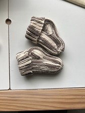 Cozy Striped Kids Mittens In Cream