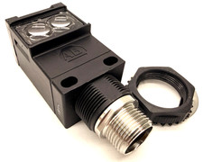 Allen Bradley 42GRP-9002-QD /B Photoswitch Long Range Duffuse Sensor