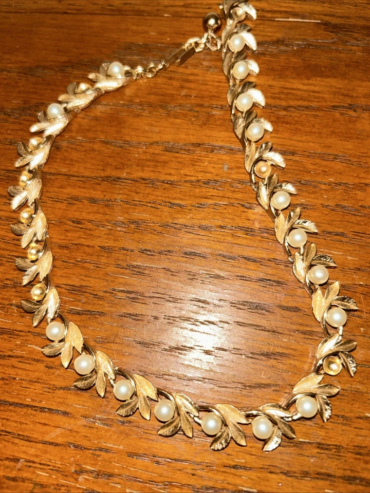 JUEGO DE COLLAR Y PULSERA AVON CHAPADO EN ORO 20” - Bisutería Foto 2 de 3