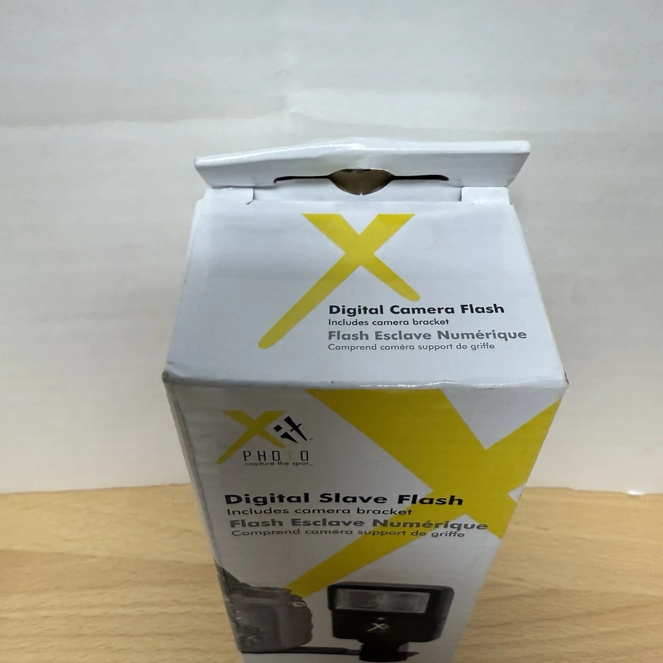 DIGITAL SLAVE FLASH with Bracket for Digital DSLR Camera - Image 3 of 4