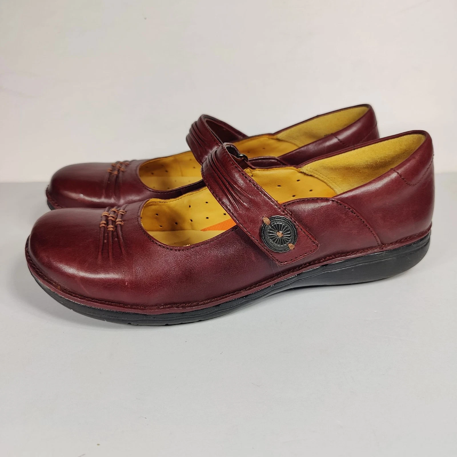 Ballerine Clarks Unstructured Un Linda Mary Jane vino bordeaux cinturino pelle 7 5 W