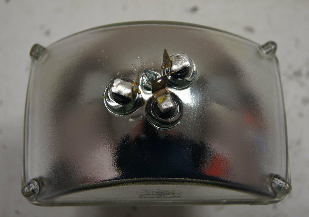 Wagner Sealed Beam Headlight Bulb 12v H6545 New 05159217