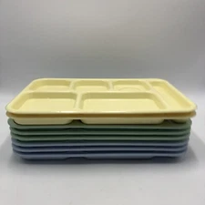 (6) Vintage Lunch Trays Dallas Ware Plastic Green & Blue + (2) Cambro.