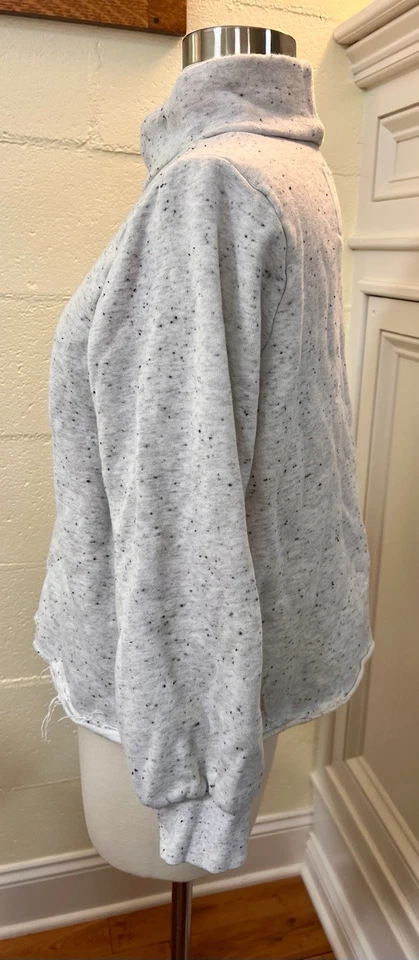 Madewell MWL Gray Crop Long Sleeve Sweatshirt Organic Cotton Sweater Sz Small - Image 4 of 4