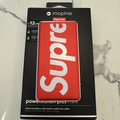 Supreme Mophie Powerstation Plus Mini S/S 2017 Portable Charger Power Bank Used