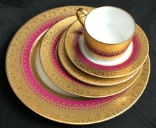 Imperial Court Burgundy 5 - Piece Place Setting