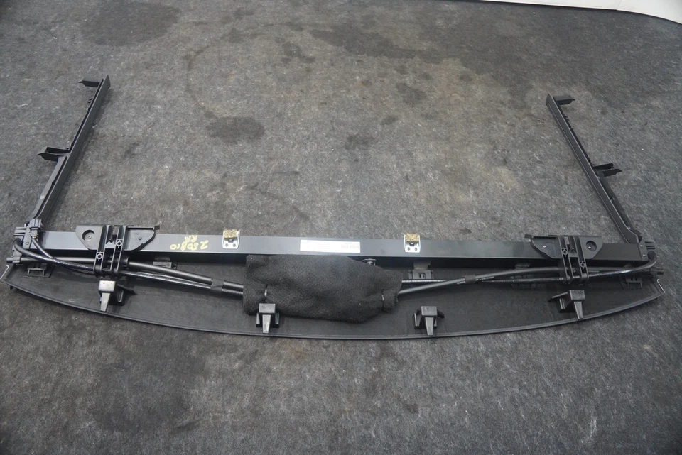 Persiana enrollable de cristal para ventana trasera 4G5861325D Audi S6 2013-18 A6 Foto 4 de 4