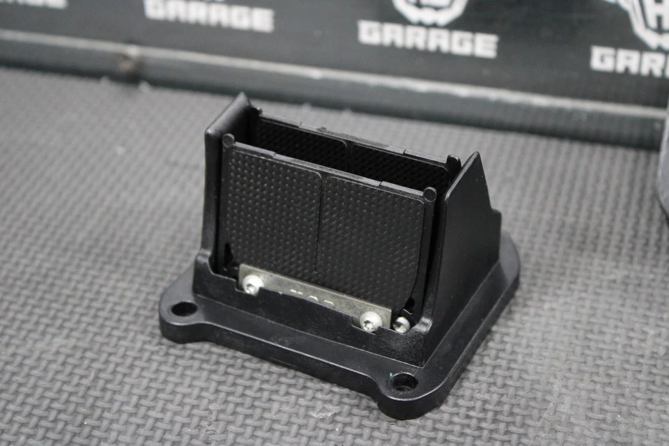 2016 KTM 03-16 250 XCW OEM INTAKE REED BLOCK BOOT ASSEMBLY 54830050000 - Image 3 of 4