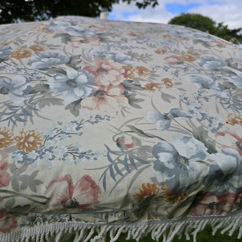 Vintage Retro Floral Tasselled Parasol Large Garden Sun Camping Fringe 70s 80s - Picture 6 of 10