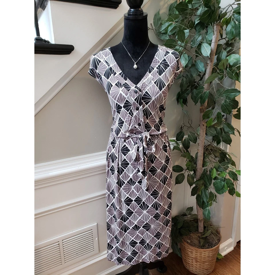 Isaac Mizrahi Sheath Dress Womens L Multi Geo Print Tie Waist Button Front Neck - Image 2 of 4