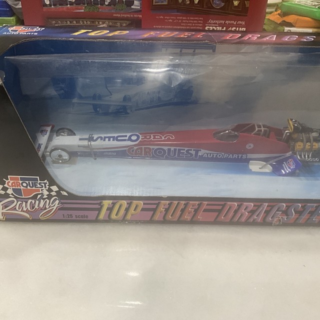 First Gear CARQUEST Auto Parts Racing Top Fuel Dragster 1 25 Scale for