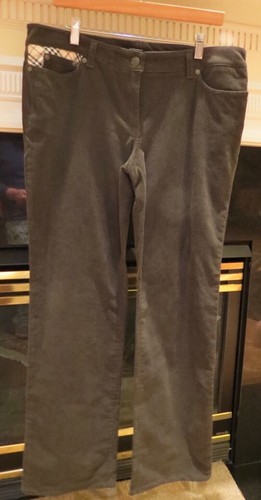 NEW WOMENS AUTHENTIC BURBERRY LONDON 