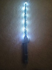 Star Wars Mandalorian DarkSaber Lightsaber 32" Lights/Motion, Hasbro 2020 E3950