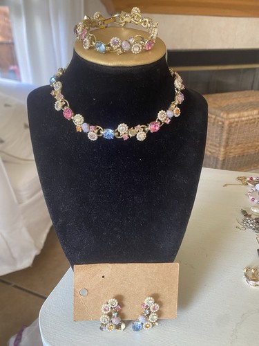 Vintage Fruit Salad Unsigned Necklace Bracelet Earrings Lisner Bogoff Juliana ?