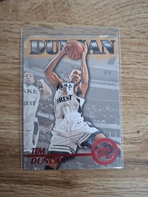 Tim Duncan 1997 Press Pass Red Medaillon No. 45 - Bild 1 von 2
