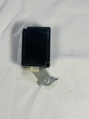 2007-2011 Toyota Camry Receiver Door Control Module 89741-06020 OEM UESD