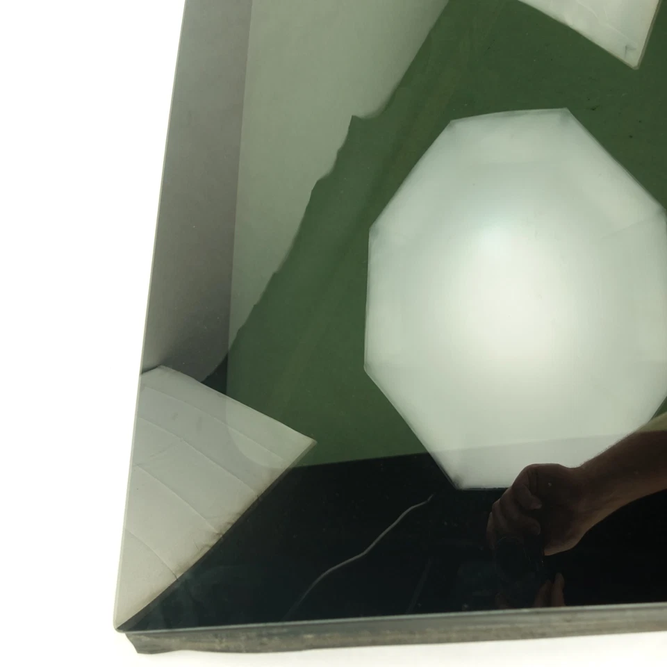 Caravan Town & Country Driver Left Rear Quarter Glass Window 2008 2009 2010 2011 - Image 3 of 4