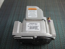 Honeywell VR8204M1224 Gas Valve NEW!