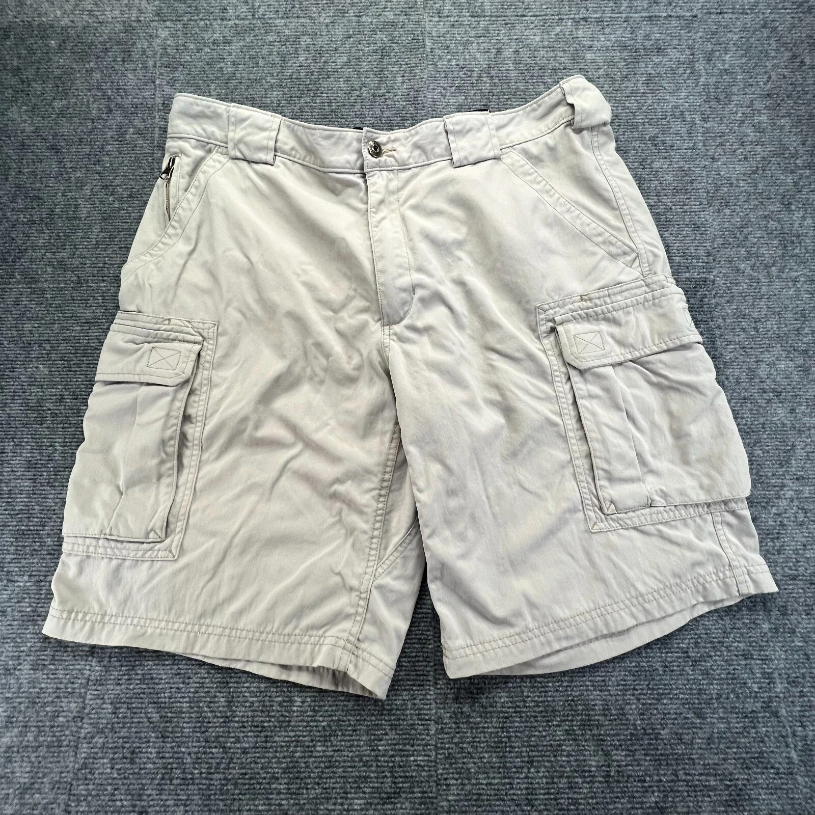 Duluth Trading Co Dry On The Fly Cargo Shorts Mens XL Beige 11" Inseam UPF 40