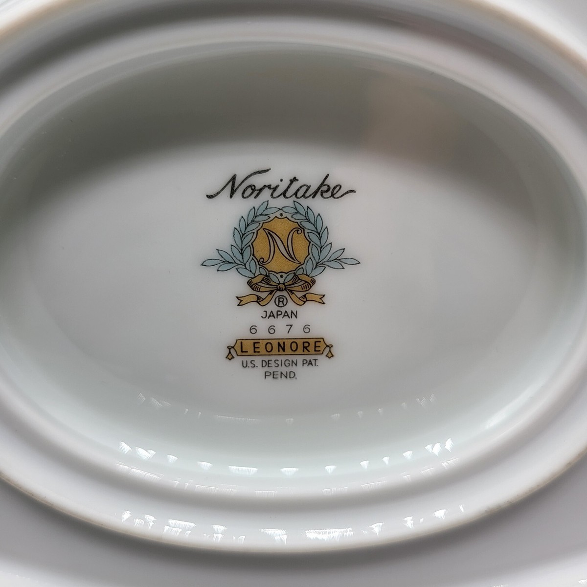 NORITAKE LEONORE CHINA Gravy Boat 6676 Japan Attached Base