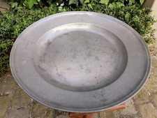 gr. Zinnteller 42 cm mit Zunftzeichen Marken, dat. 1752 super f&uuml;r Adventskranz