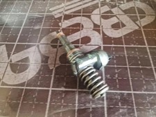 AUDI A3 Sportback 8VA, 8VF Einspritzdüse 045130073T 1.40 Diesel 81kw 34008738