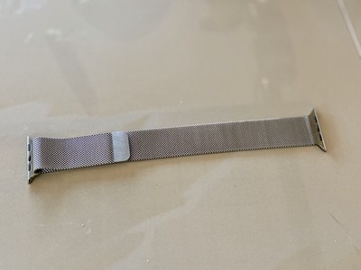 Apple Watch 46mm Natural Milanese Loop - S/M