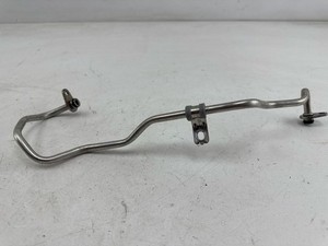 Volkswagen Golf VIII 2020 Benzin/Elektro 110kW Turbolader Ölleitung Ölschlauch