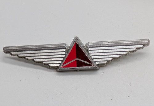 DELTA AIRLINES Wings Plastic Pinback
