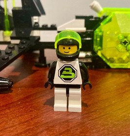 Vintage LEGO Space Blacktron 2 Allied Avenger 6887 Complete With Instructions 