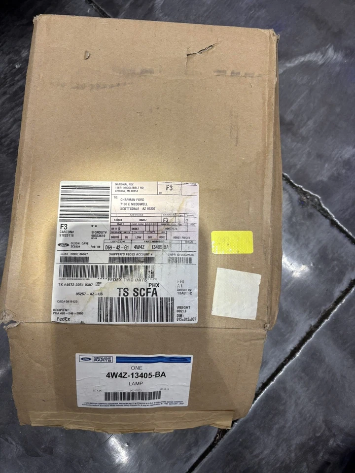 2003- 2006 Lincoln LSE Ls (Lse All Red Tail Lights) - Image 2 of 3