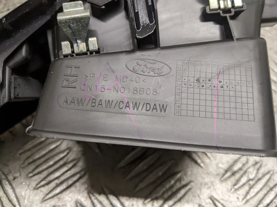 Ford Ecosport MK1 2013-2015 tablero ventilación de aire (o/s conductor) CN15-N018B08 Foto 4 de 4