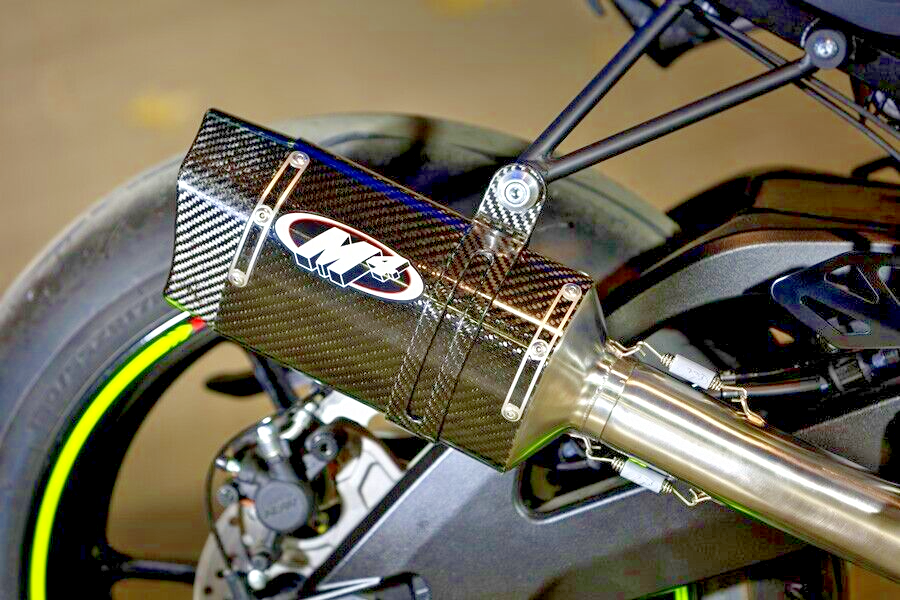 M4 Titanium Full System w/ Carbon Tech1 Canister 26-17 Suzuki GSX