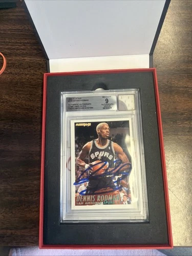 Dennis Rodman 1994-95 Fleer AUTO Game Used Patch Photo Matched Spurs Beckett 9